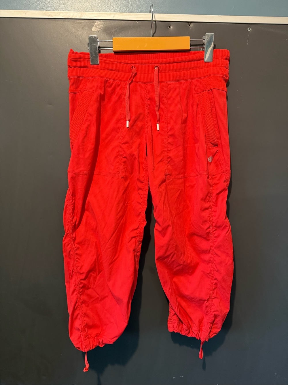 lululemon athletica Bright Red Drawstring studio crops